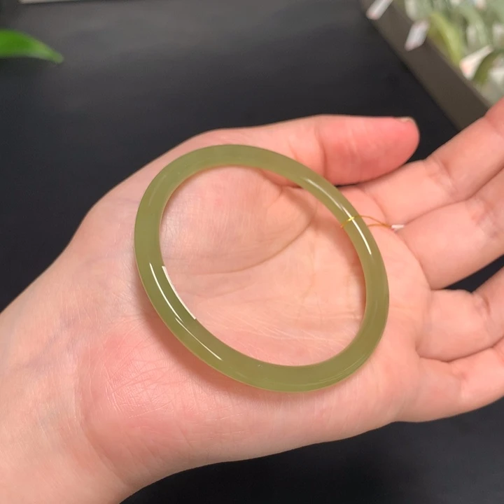 和田玉手镯未镶嵌55