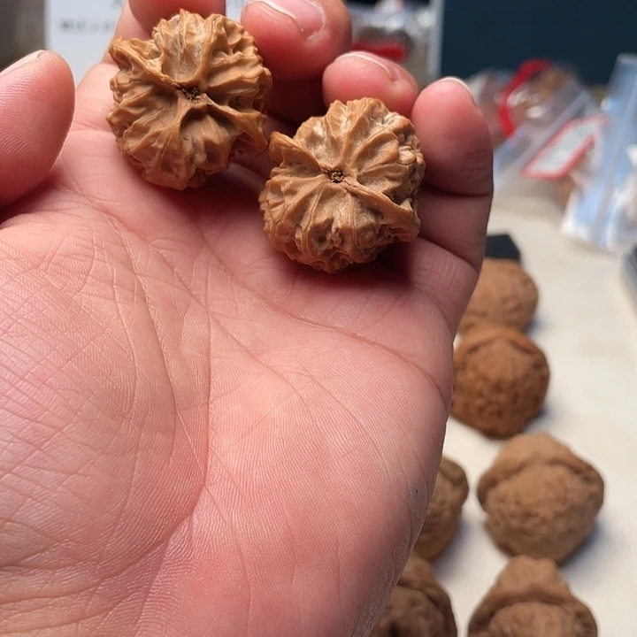 文玩核桃吊坠苹果园34尺寸