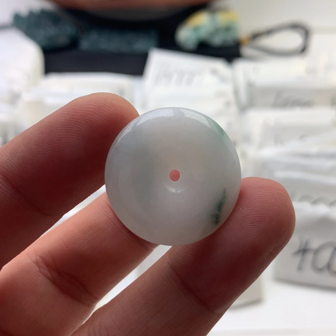 颈饰未镶嵌翡翠扣子