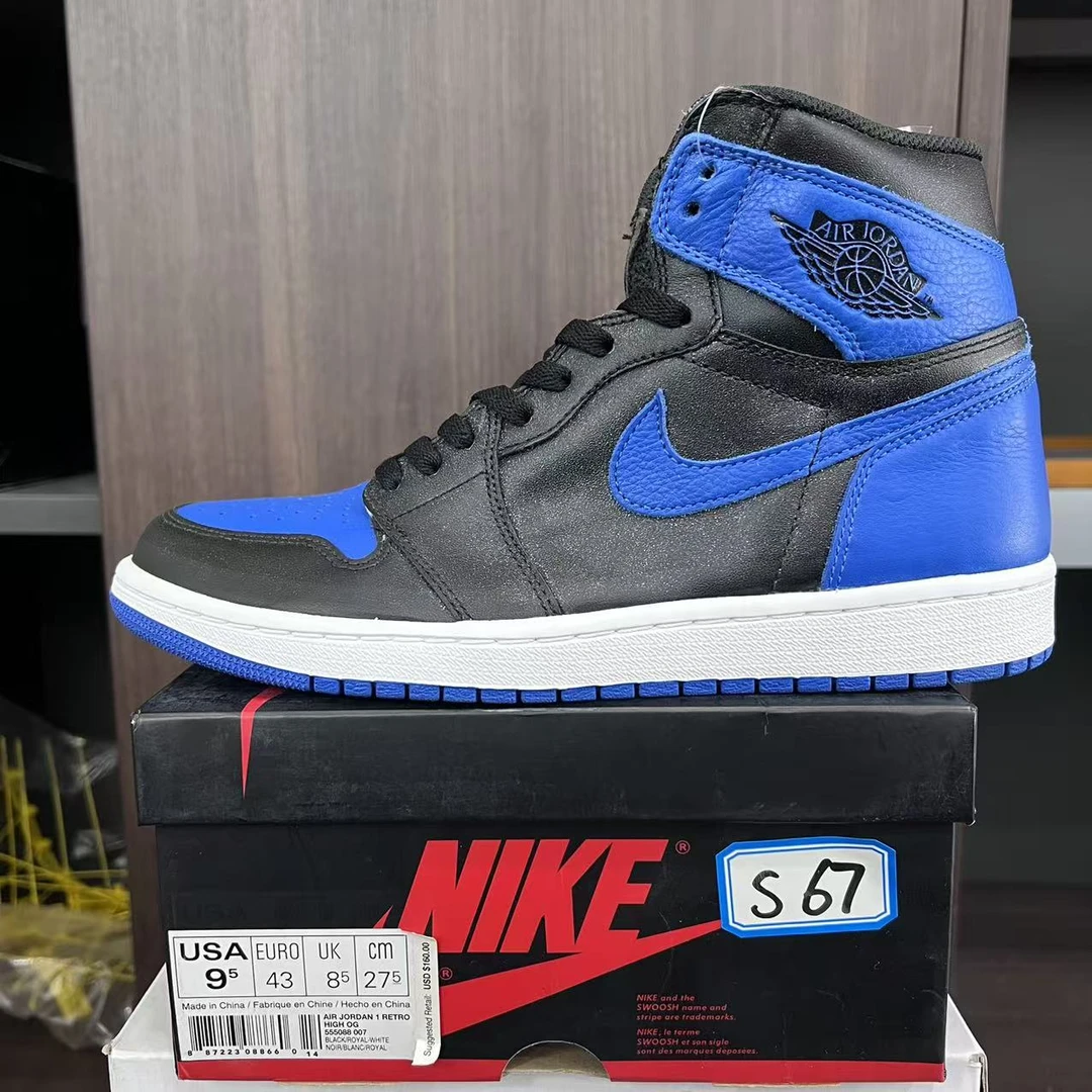 Nike aj1黑蓝  43码 全新原盒 11月17 白