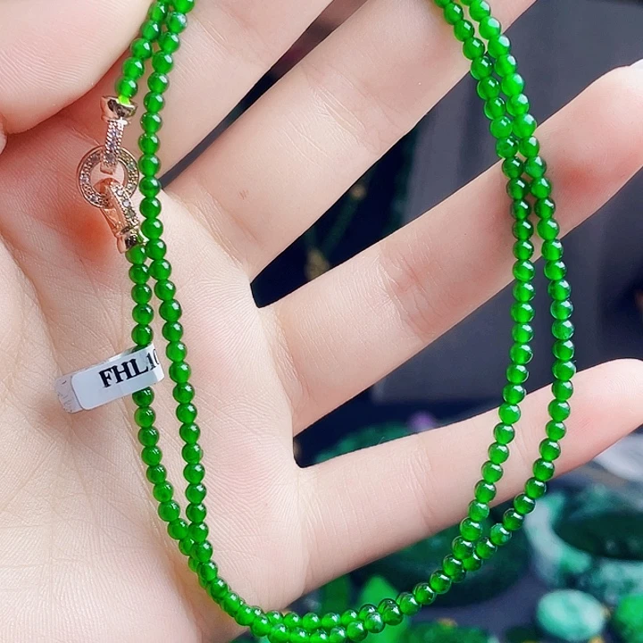 翡翠未镶嵌颈饰多样性