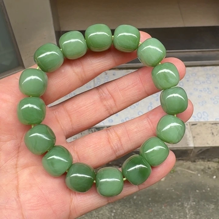 和田玉未镶嵌颈饰粉绿13