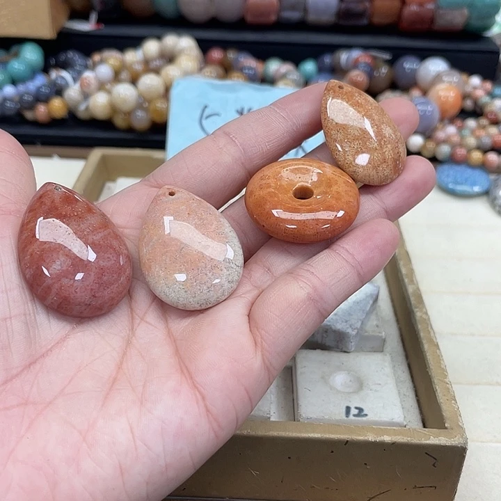 未镶嵌手串硅化珊瑚（珊瑚玉）石*轩807