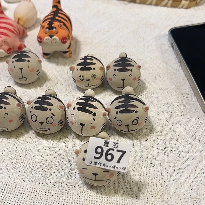 啦***额摆件景德镇陶瓷手作摆件猪猪猪