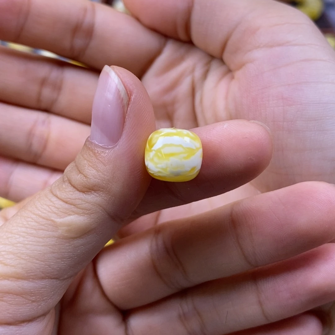 琥珀未镶嵌珠宝奇石11.6