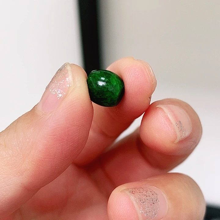森***暖未镶嵌翡翠耳饰挂件