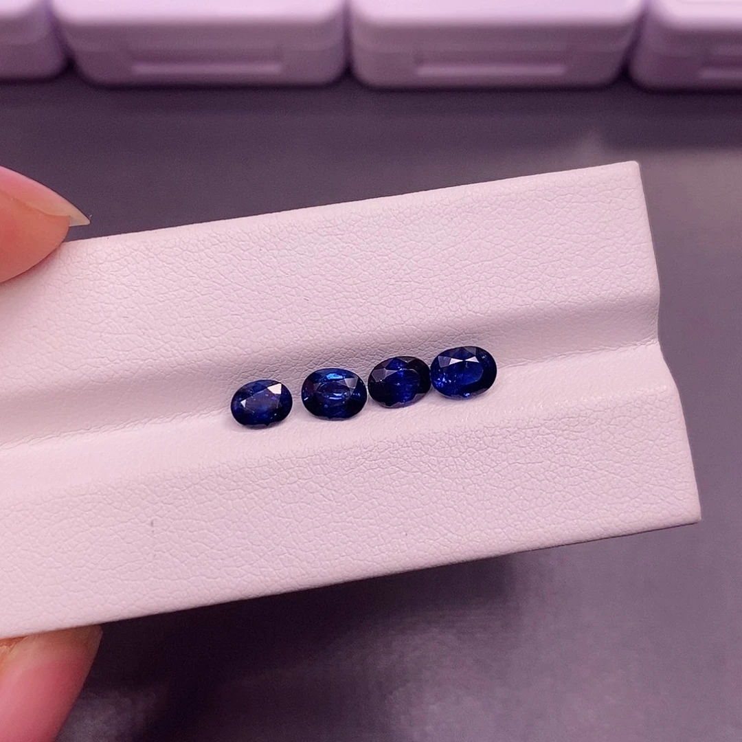 裸石蓝宝石400一粒，仅供展示，挑好上定向