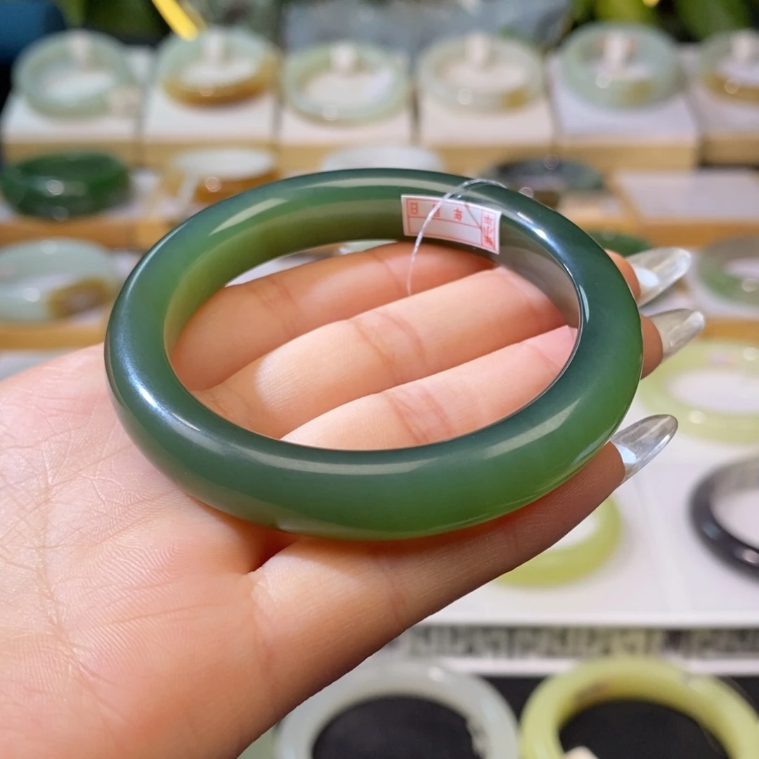 和田玉手镯未镶嵌53