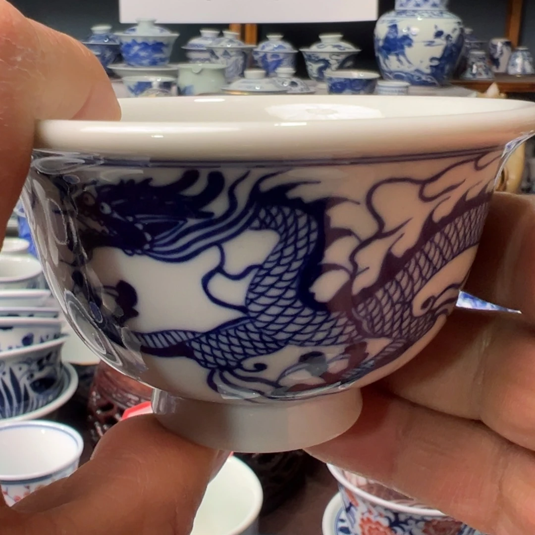 摆件景德镇青花瓷器