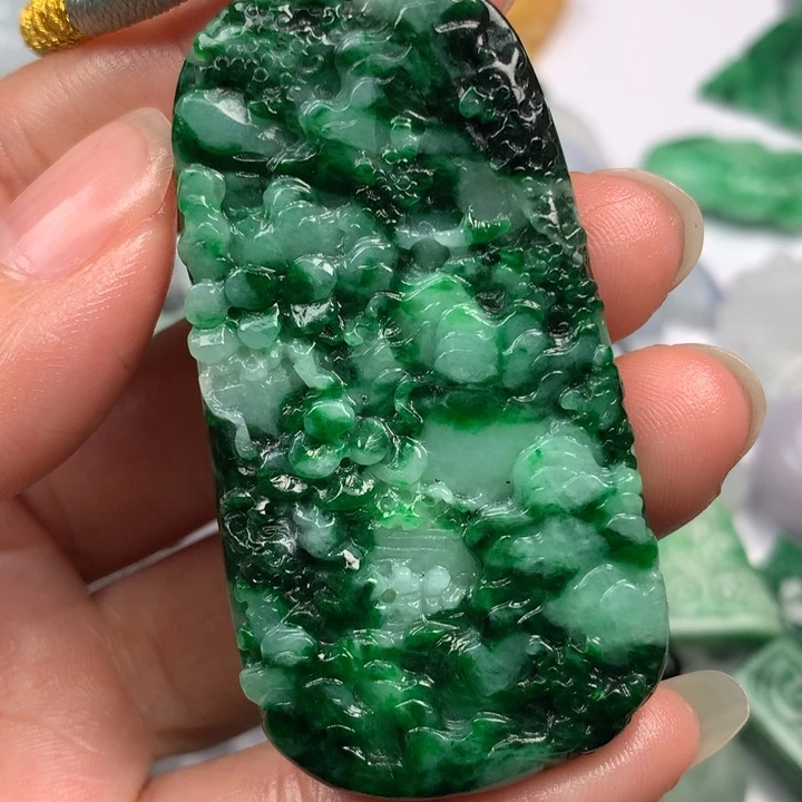 定制翡翠未镶嵌翡翠