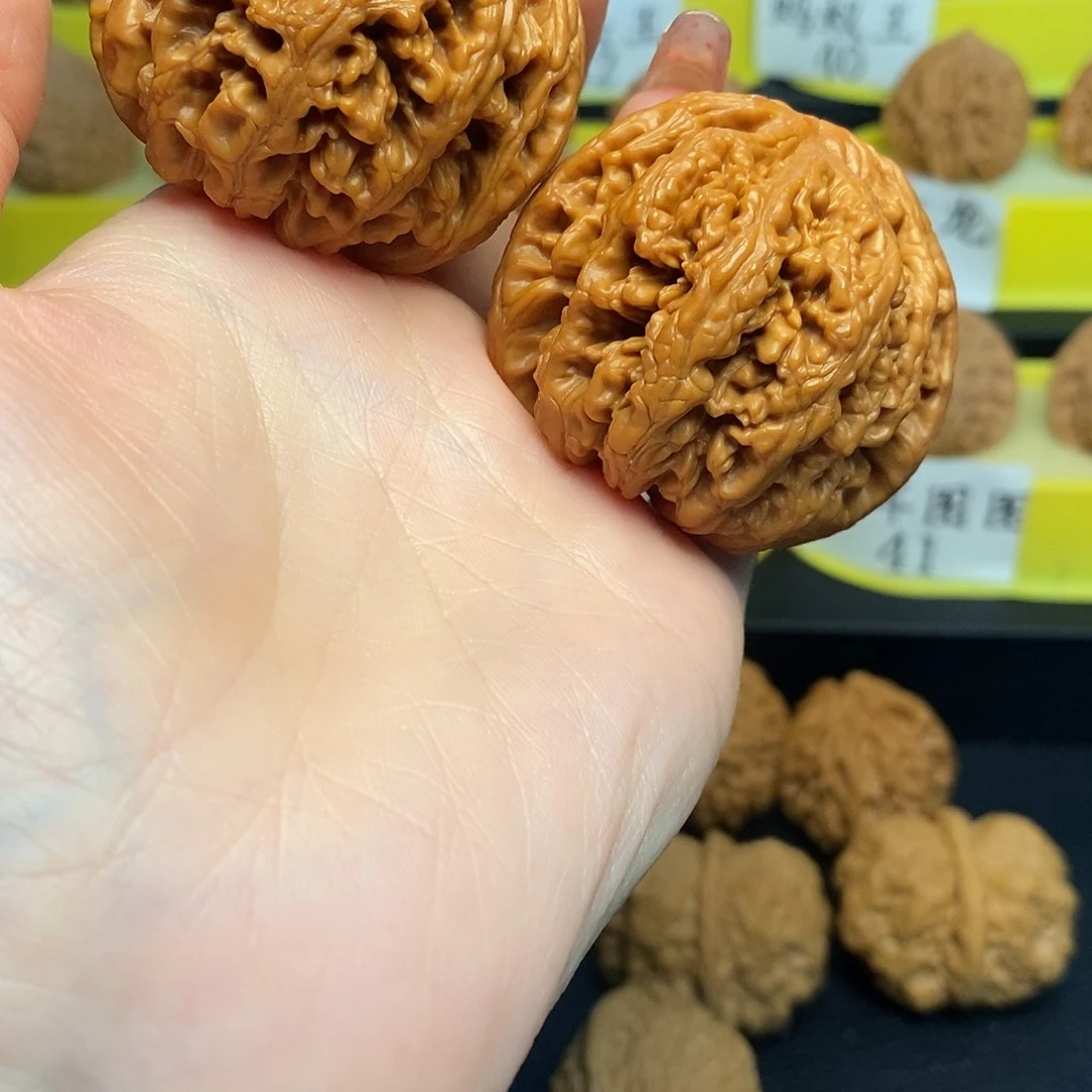 文玩核桃吊坠铁****心粗筋