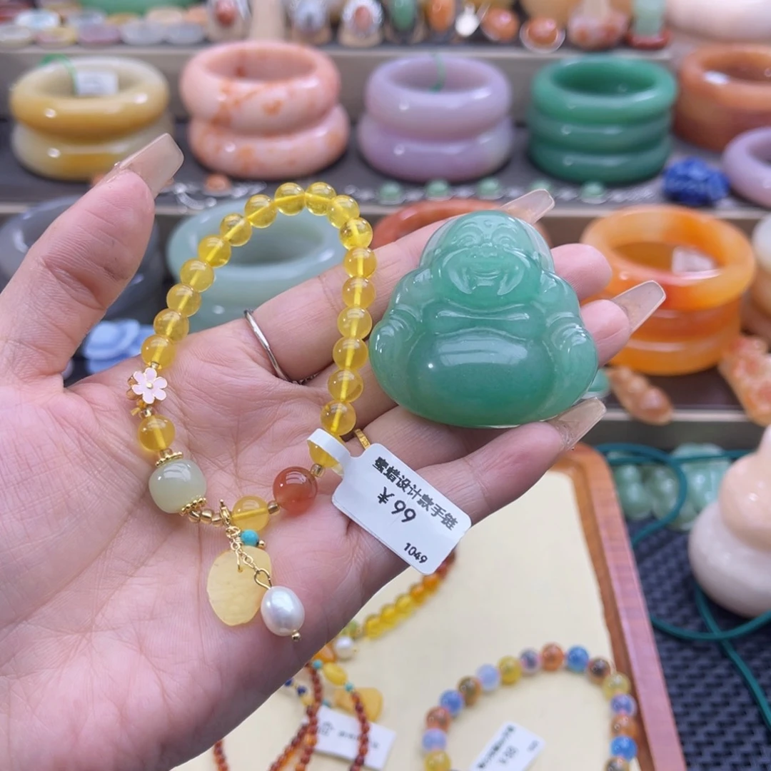 石英质玉颈饰未镶嵌i****?