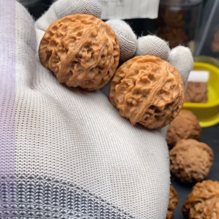 文玩核桃把件苹果全品40.5