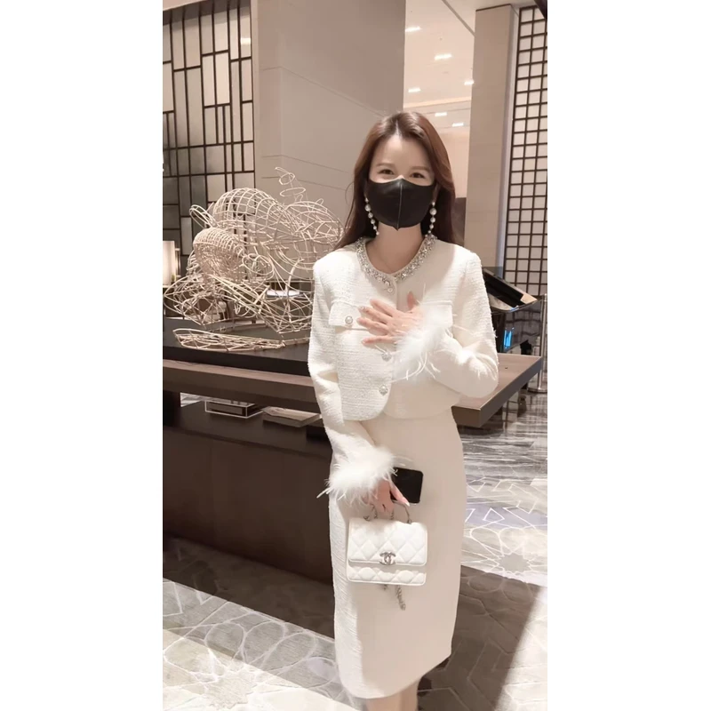 保暖小香风套装半裙带钻小香风套装裙网红显瘦轻奢时尚法式名媛