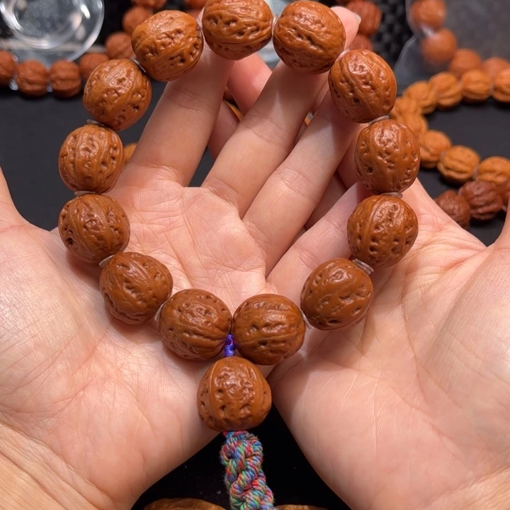 吊坠龙脊菩提元宝