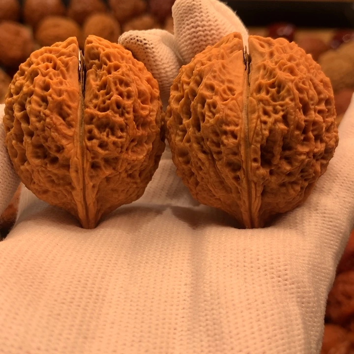 文玩核桃吊坠51………….