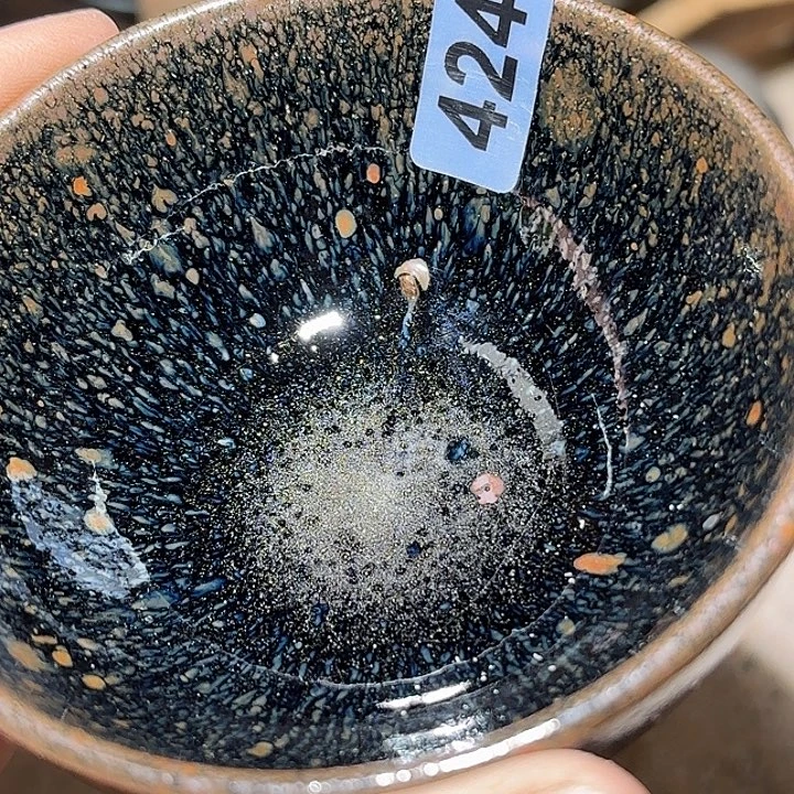 茶盏琢泥窑开窑现场