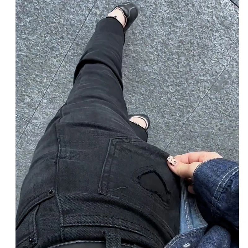 黑灰色高腰弹力直筒牛仔裤女春秋新款梨形身材大码显瘦毛边九分裤