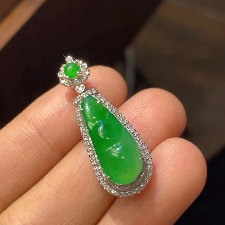 翡翠18K金镶嵌吊坠(不含链)