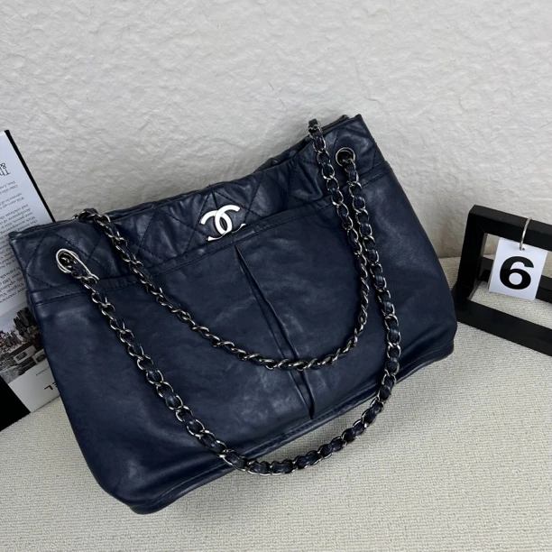 95新 Chanel/香奈儿 蓝银双口袋托特单肩斜挎包 底长36 13开