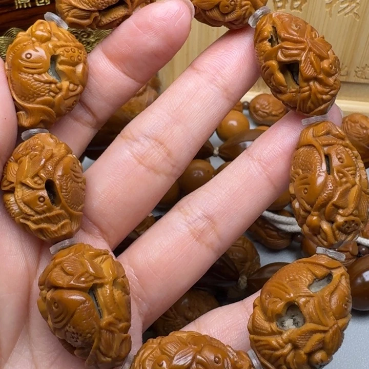 手串/手链橄榄核鱼戏莲花