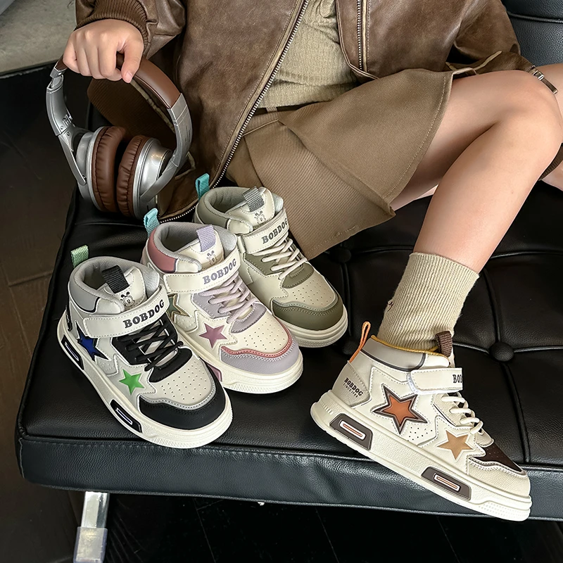 巴布豆童鞋女童棉鞋男童秋冬款保暖儿童加绒百搭运动板鞋女孩潮鞋