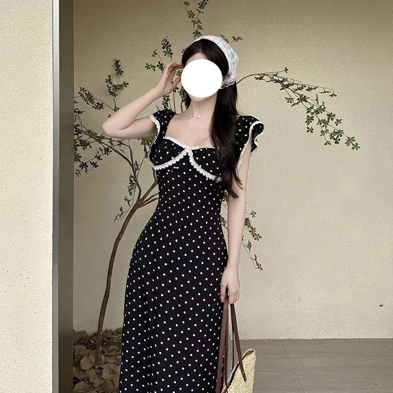 法式复古蕾丝拼接荷叶边波点方领连衣裙2025春夏新款气质收腰长裙