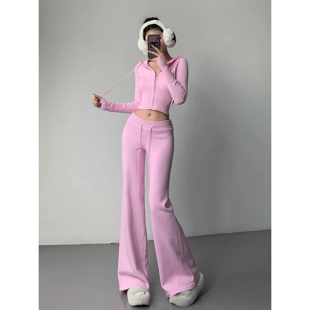 辣妹小收腰针织套装女2025春季短款毛衣开衫+白女穿搭运动阔腿裤