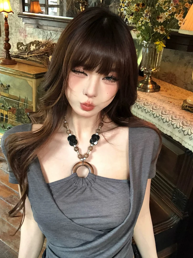 灰色挂脖假两件正肩短袖T恤女装2025夏季新款设计感显瘦辣妹上衣