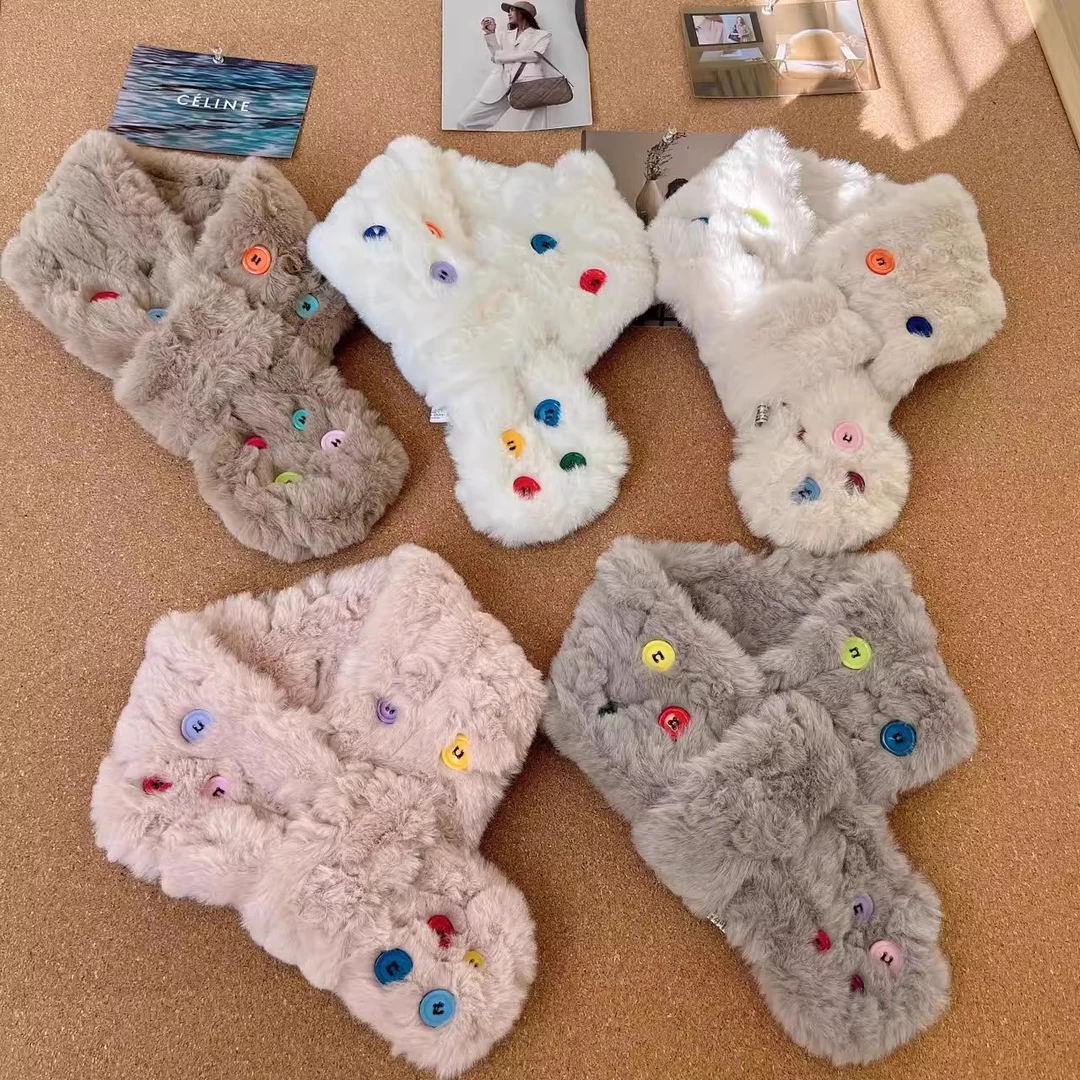 可爱个性彩色纽扣毛绒围巾