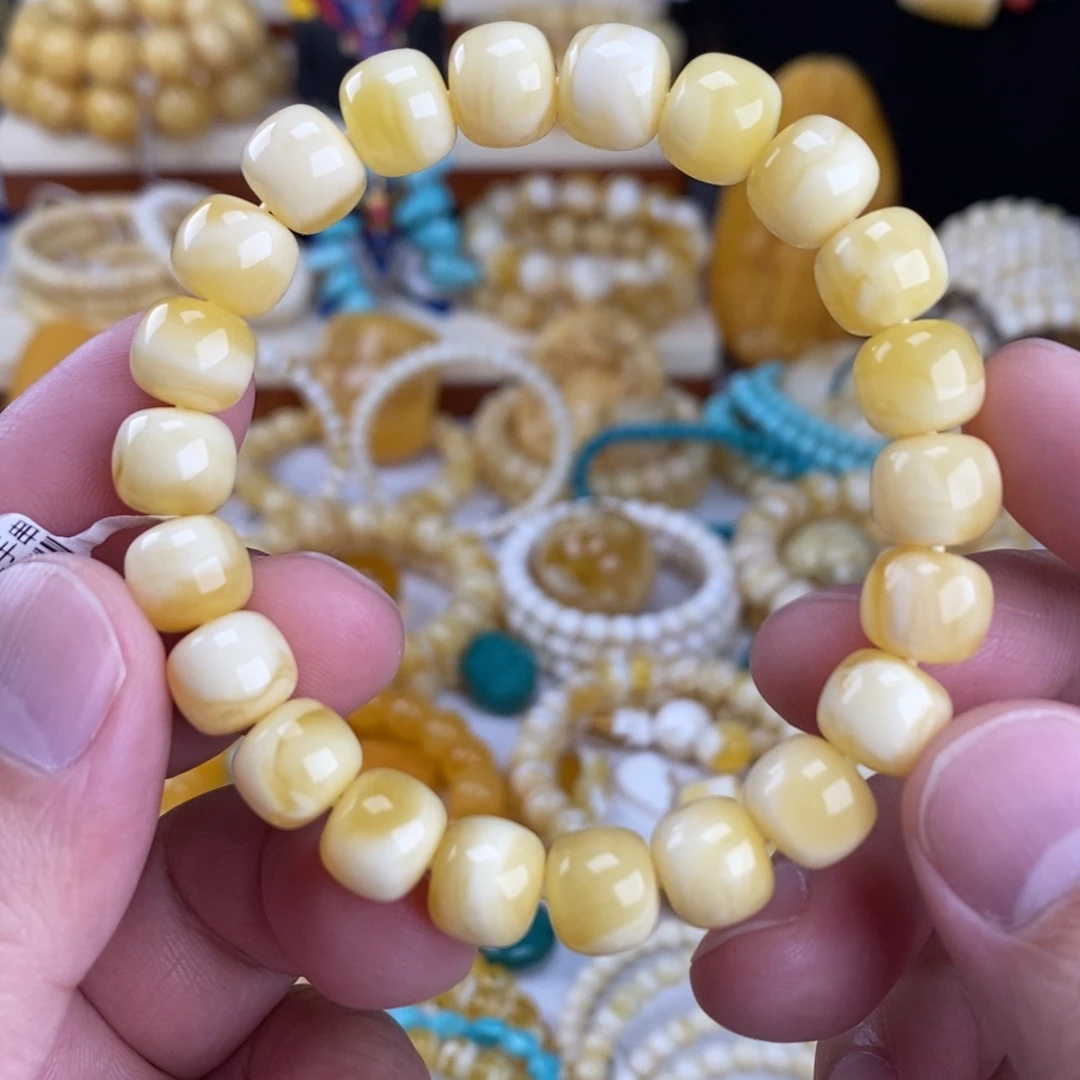 蜜蜡未镶嵌手链瓷白溶洞妖花10mm