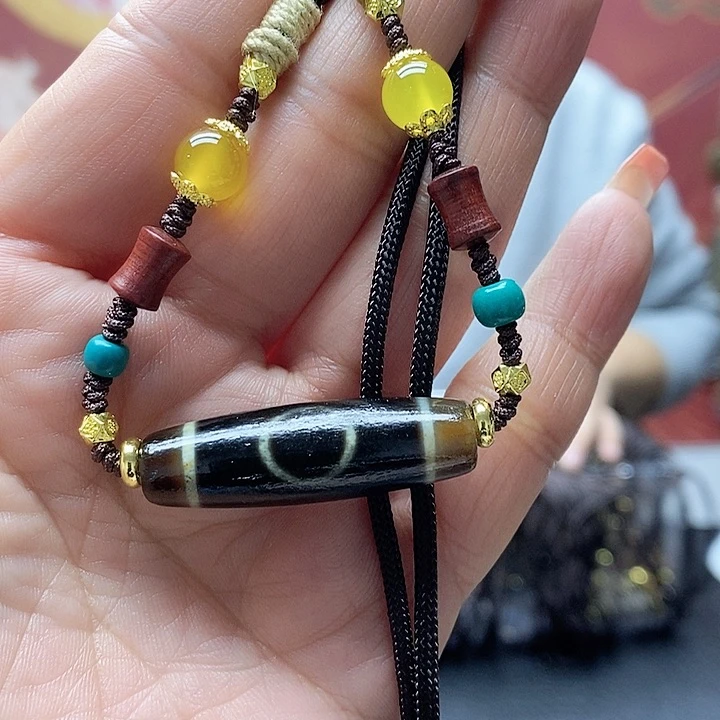 玛瑙/玉髓颈饰合金