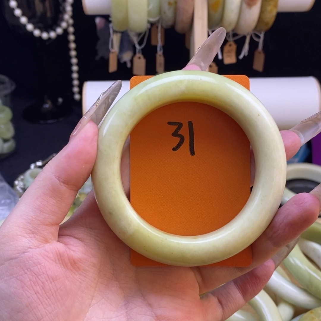 蛇纹石玉未镶嵌手镯59