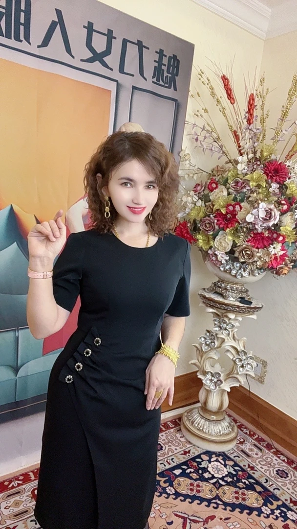 MODA KIZ洋气收腰不规则百搭褶皱设计感裙子