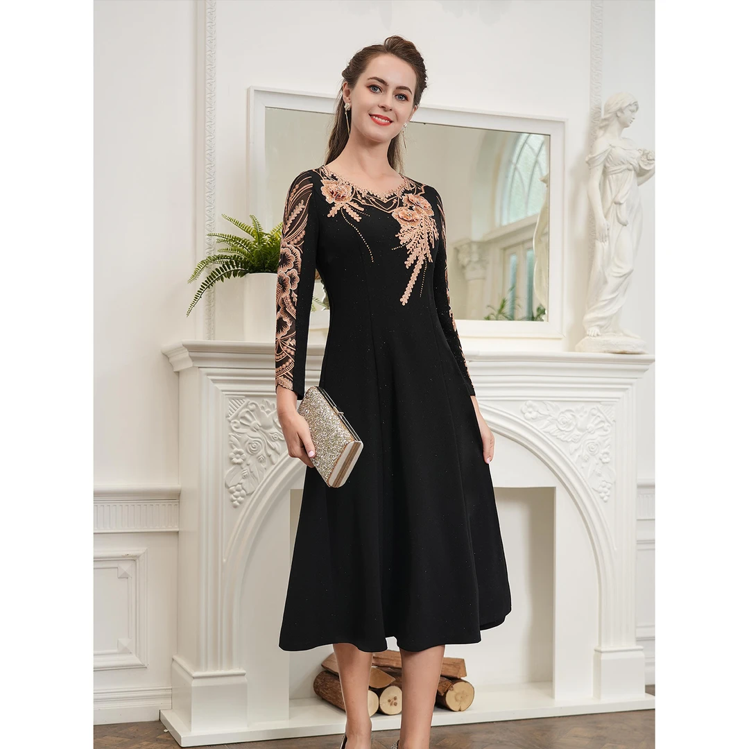 秋季新款优雅气质绣花连衣裙修身显瘦洋气轻奢妈妈装-60317