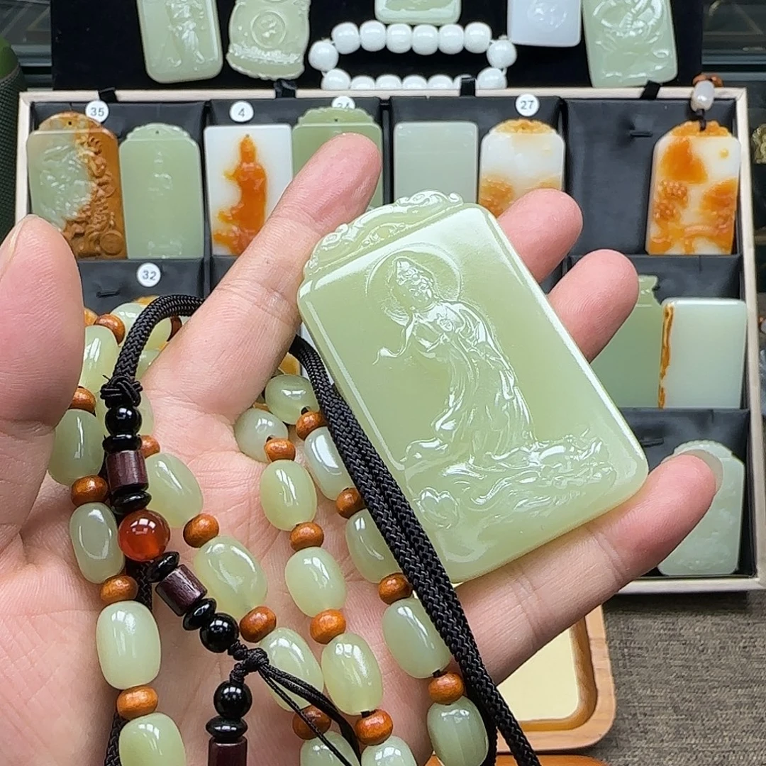 吕***姐昆仑山料一物一拍双面观音