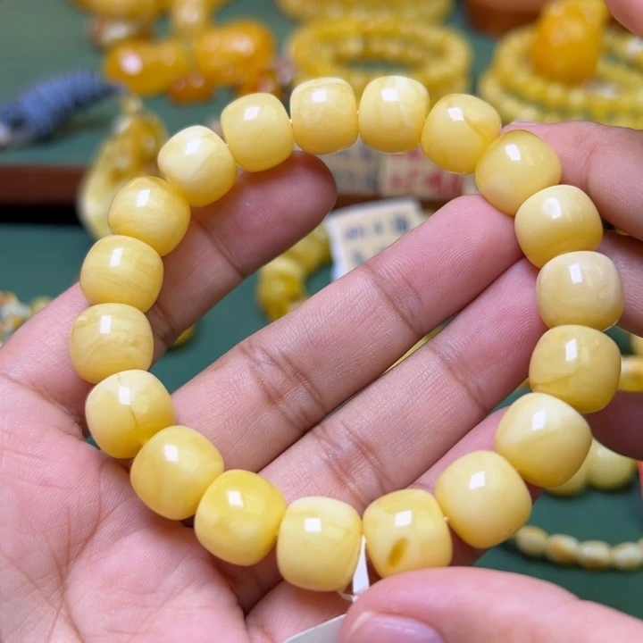 蜜蜡未镶嵌珠宝奇石