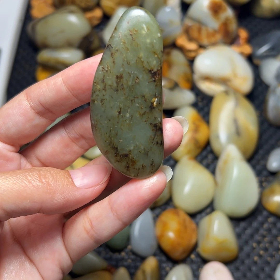 和田玉未镶嵌把件19