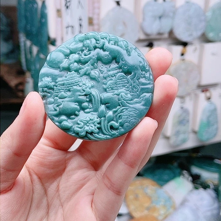 翡翠未镶嵌颈饰翡翠