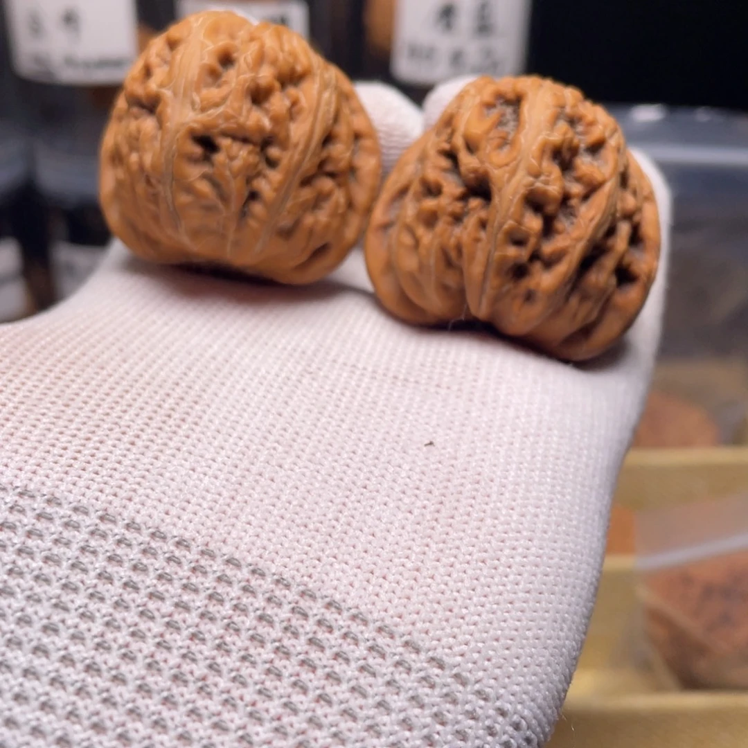 ****陈吊坠文玩核桃元宝放漏不退不换