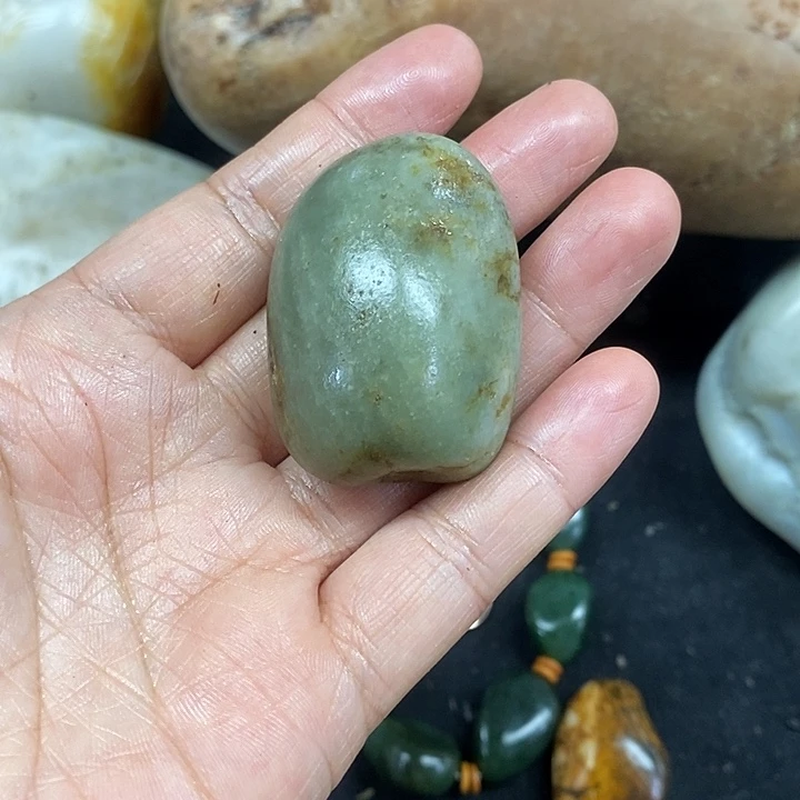 和田玉（糖玉）未镶嵌挂件