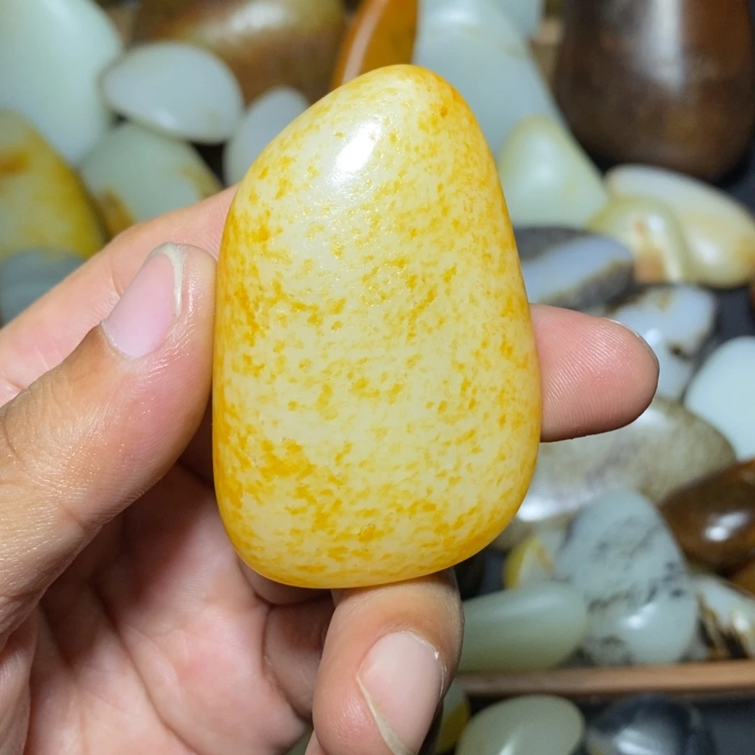 精***石和田玉未镶嵌挂件