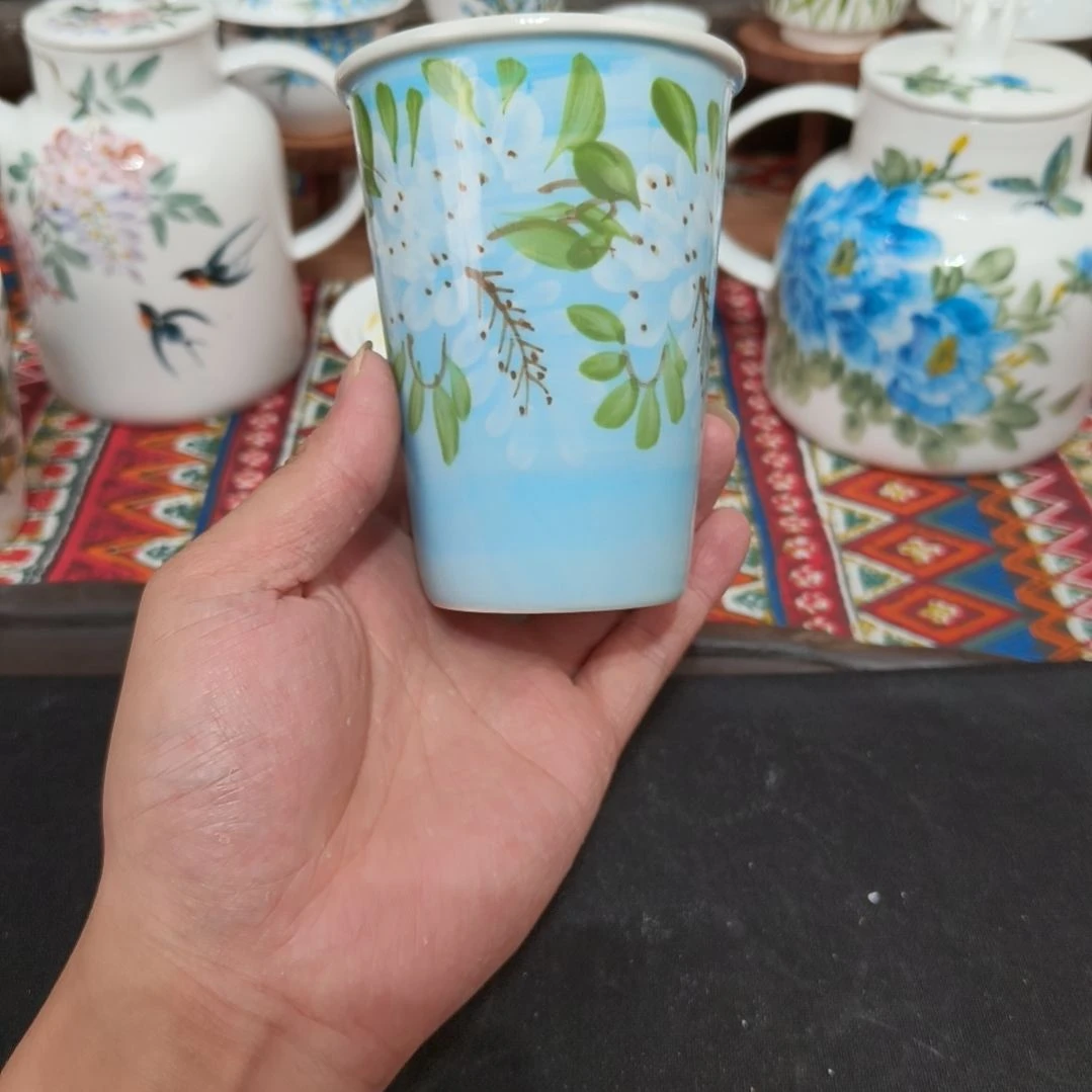 摆件景德镇手工手绘高温瓷器