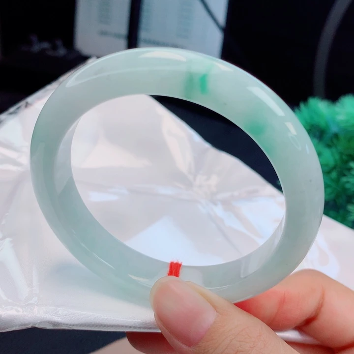 未镶嵌手镯翡翠58圈