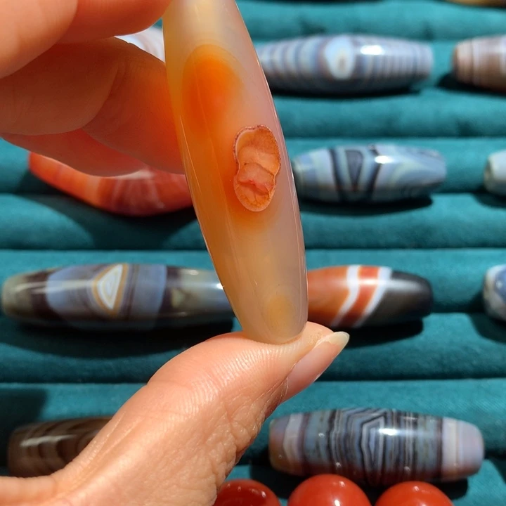 未镶嵌玛瑙/玉髓珠宝奇石