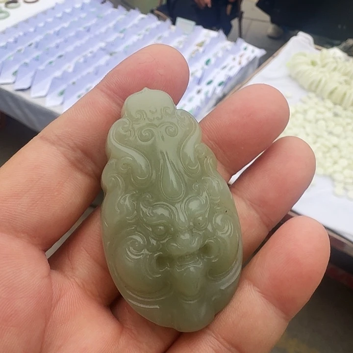 定制和田玉12588898888