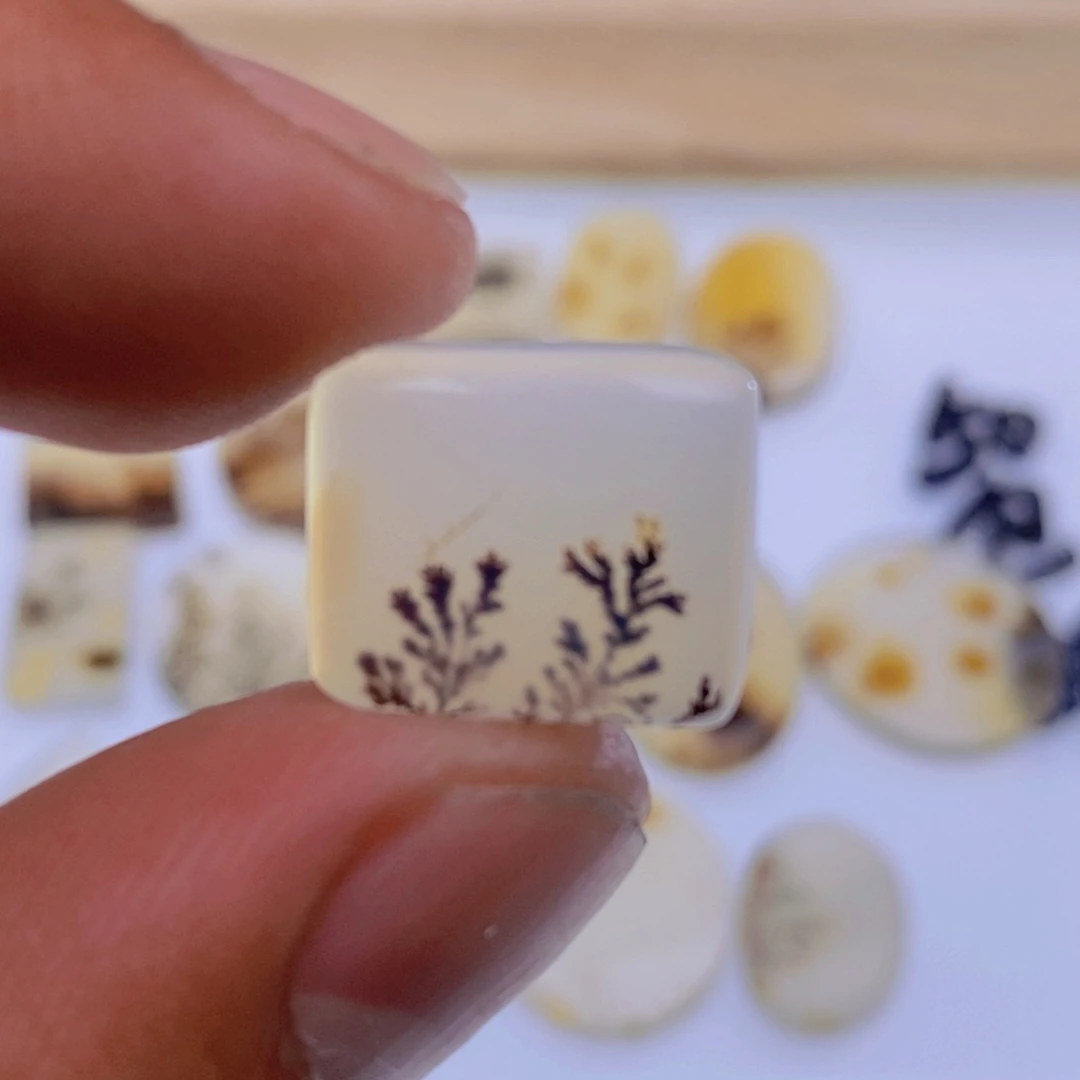 玛瑙/玉髓颈饰未镶嵌新****播
