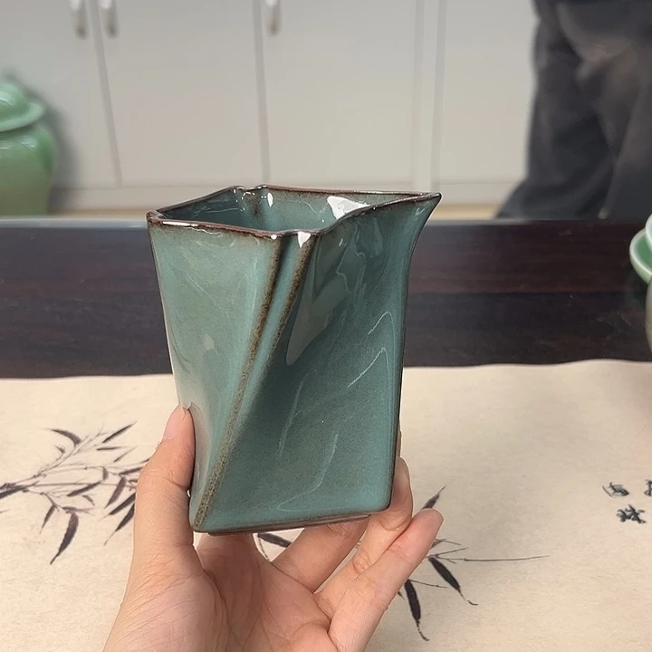 龙泉云间青瓷小米茶器