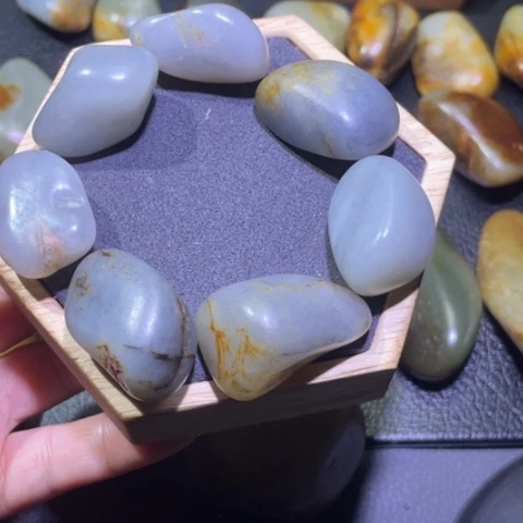 和田玉颈饰未镶嵌阿*