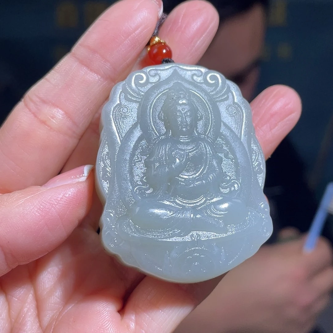 和田玉颈饰未镶嵌